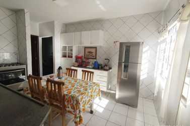 Casa &agrave; venda - 130m&sup2; - Zona V