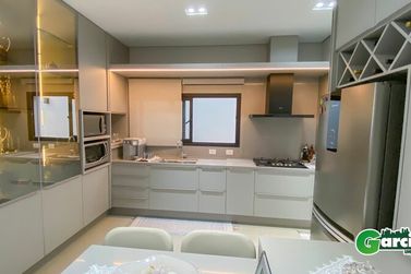 Casa &agrave; venda - 261m&sup2; - -