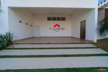 Casa &agrave; venda - 347m&sup2; - Residencial Royal Garden