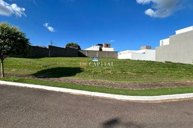 Terreno &agrave; venda - 367m&sup2; - Condom&iacute;nio Residencial Jardins de Versailles