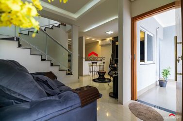 Sobrado &agrave; venda - 126m&sup2; - Jardim Laguna