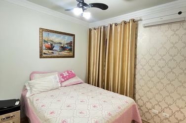 Casa &agrave; venda - 224m&sup2; - Jardim Birig&uuml;i