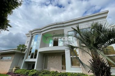 Casa &agrave; venda - 688m&sup2; - -