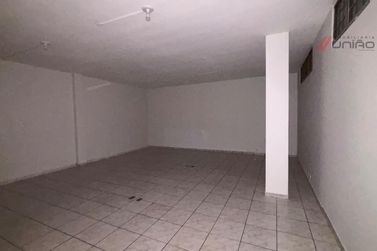 Sal&atilde;o Comercial para alugar - Zona III
