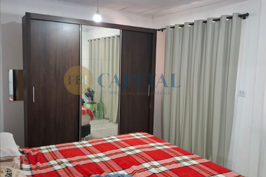 Ch&aacute;cara &agrave; venda - 200m&sup2; - Cafeeiros