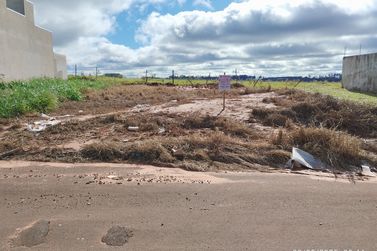 Terreno &agrave; venda - 216m&sup2; - Parque Residencial Metropolitano