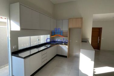 Casa &agrave; venda - 104m&sup2; - JARDIM JOTA MIRANDA