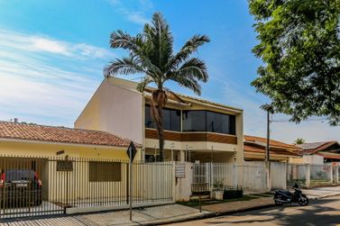 Sobrado &agrave; venda - 280m&sup2; - Zona II