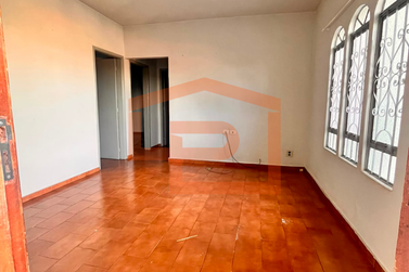 Casa &agrave; venda - 99m&sup2; - Zona VII