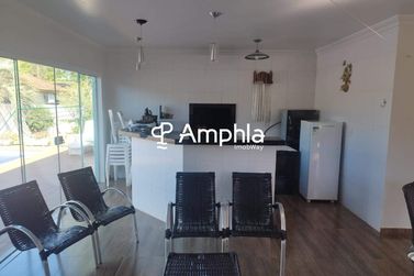 Casa &agrave; venda - 180m&sup2; - Centro
