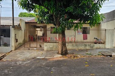 Casa &agrave; venda - 96m&sup2; - CONJUNTO RESIDENCIAL OURO BRANCO