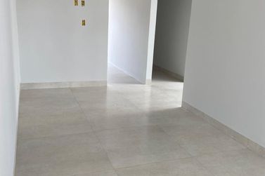 Casa &agrave; venda - 105m&sup2; - jardim Lopes