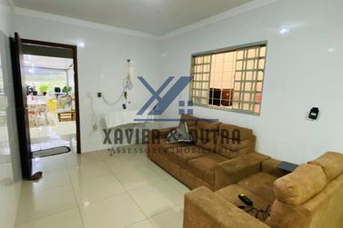 Casa &agrave; venda - 200m&sup2; - Jardim Aratimb&oacute;