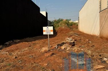 Terreno &agrave; venda - 126m&sup2; - Jardim das Cerejeiras