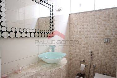 Sobrado &agrave; venda - 325m&sup2; - Zona II