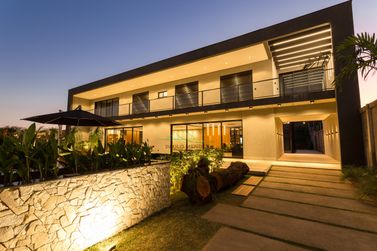 Ch&aacute;cara &agrave; venda - 2506m&sup2; - CONDOM&Iacute;NIO DE CH&Aacute;CARAS LAGOA DOURADA