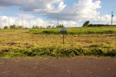 Terreno &agrave; venda - 331m&sup2; - Parque Residencial Viena II