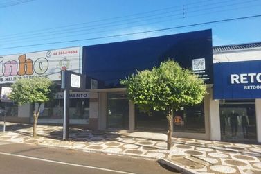 Sal&atilde;o Comercial para alugar - 200m&sup2; - Centro