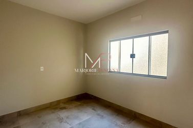 Casa &agrave; venda - 132m&sup2; - Jardim Azal&eacute;ia