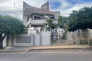 Sobrado &agrave; venda - 484m&sup2; - Zona II