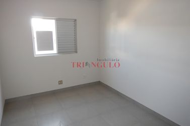 Apartamento &agrave; venda - 68m&sup2; - ZONA III