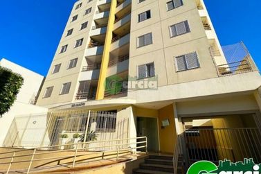 Apartamento &agrave; venda - 74m&sup2; - Zona I