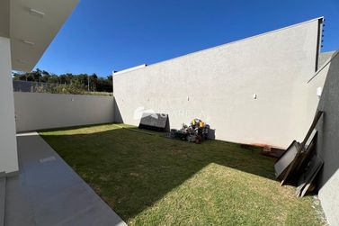 Casa &agrave; venda - 200m&sup2; - VILA BECKER
