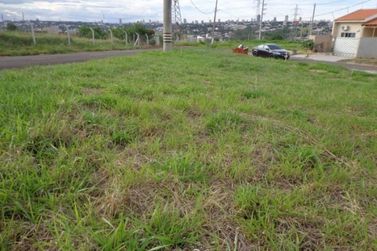 Terreno &agrave; venda - 218m&sup2; - Jardim Real