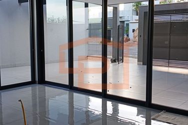 Casa &agrave; venda - 142m&sup2; - Jardim Birig&uuml;i