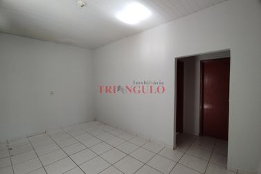 Casa para alugar - 111m&sup2; - JARDIM TROPICAL