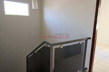 Sobrado &agrave; venda - 250m&sup2; - JARDIM DOS PRINCIPES