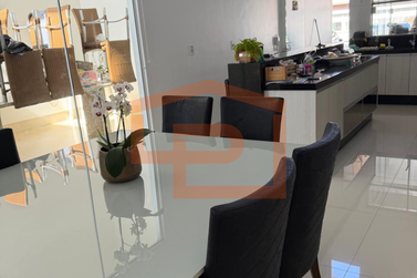 Casa &agrave; venda - 183m&sup2; - Zona III