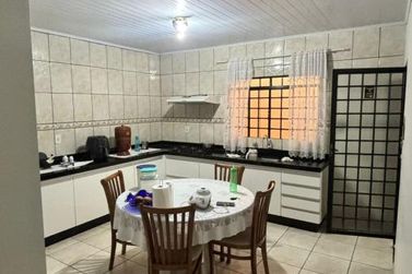Casa &agrave; venda - 123m&sup2; - Jardim San Martim II