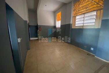 Sal&atilde;o Comercial para alugar - Zona I