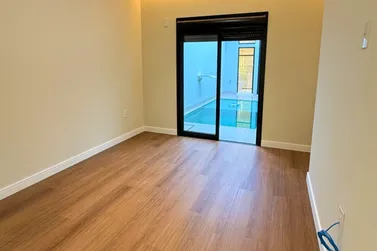 Casa &agrave; venda - 182m&sup2; - Jardim Floren&ccedil;a