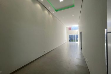 Casa &agrave; venda - 214m&sup2; - Jardim Imigrantes II