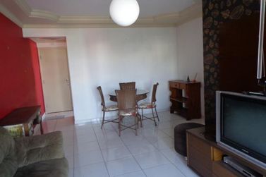 Apartamento &agrave; venda - 75m&sup2; - Zona III