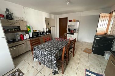 Casa &agrave; venda - 96m&sup2; - CONJUNTO RESIDENCIAL OURO PRETO