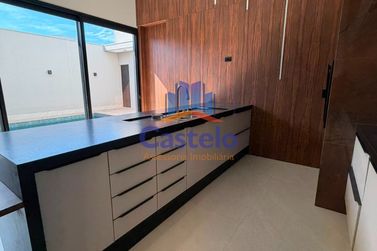 Casa &agrave; venda - 199m&sup2; - PARQUE RESIDENCIAL INTERLAGOS II