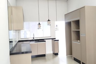 Casa &agrave; venda - 82m&sup2; - JARDIM CEREJEIRAS