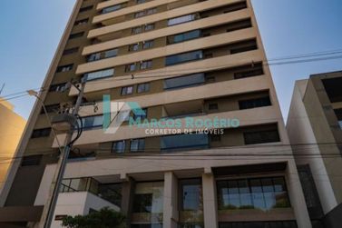 Apartamento &agrave; venda - 120m&sup2; - centro