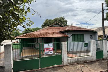 Casa para alugar - 50m&sup2; - Zona II