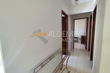 Apartamento para alugar - 74m&sup2; - Zona 6