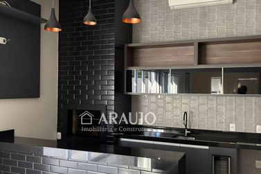 Casa &agrave; venda - 218m&sup2; - Condom&iacute;nio Residencial Portal das &Aacute;guas