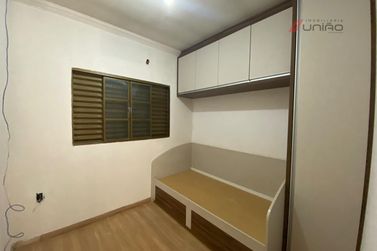 Casa &agrave; venda - 142m&sup2; - Jardim Imperial II