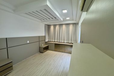 Casa &agrave; venda - 230m&sup2; - Condom&iacute;nio Royal Garden