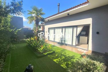 Casa &agrave; venda - 270m&sup2; - Cancelli