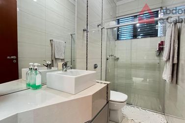 Casa &agrave; venda - 233m&sup2; - Jardim Global