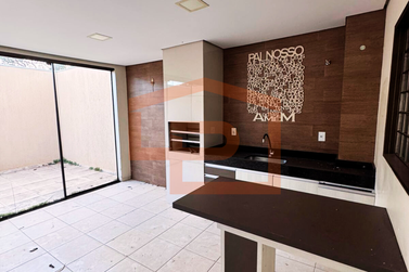 Sobrado &agrave; venda - 165m&sup2; - Jardim dos Pass&aacute;ros