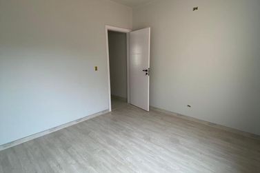 Casa &agrave; venda - 105m&sup2; - jardim Lopes